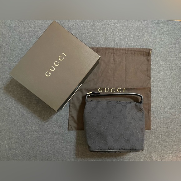 Gucci GG Monogram Canvas Pouch in Brand New Condition - Picture 13 of 13